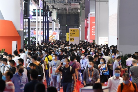 上海国际新能源与智能网联汽车展览会展会现场图片
