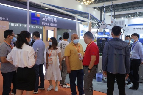 中国国际先进陶瓷展览会展会现场图片