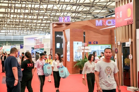 广州海外置业移民留学展览会展会现场图片