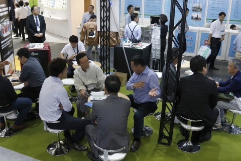 日本大阪光电激光展览会展会现场图片