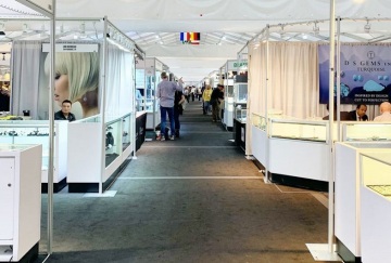 美国图森矿物宝石及珠宝展览会(GJX Show)2027年参展指南