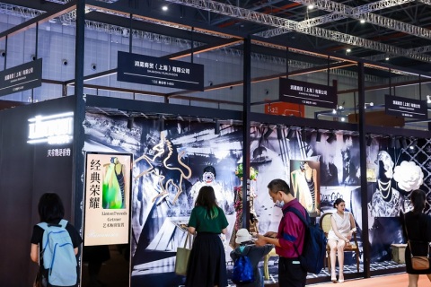 深圳服装定制展展会现场图片