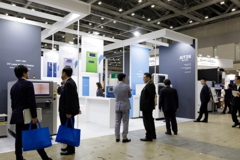 日本大阪电子元器件材料及生产设备展览会展会现场图片